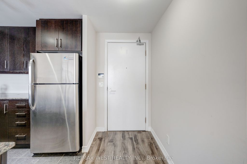 Photo of 15 James Finlay Way #627, Toronto, ON M3M 0B3 (MLS # W12772228)