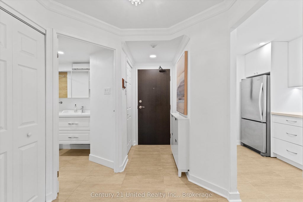 Photo of 60 Homewood Avenue #504, Toronto, ON M4Y 2X4 (MLS # C13738166)