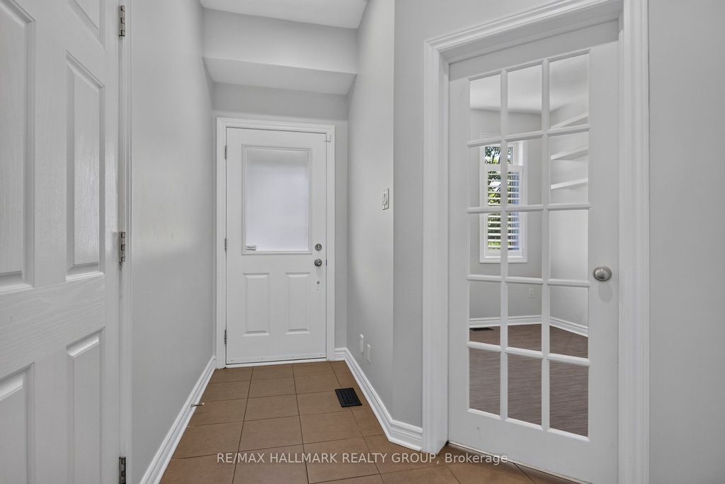 Photo of 114 Dunforest Terrace, Barrhaven, ON K2J 3V1 (MLS # X13591508)