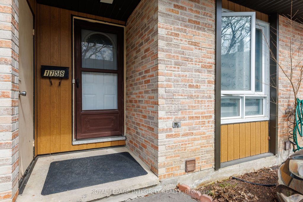 Photo of 1758 Trappist Lane #42, Orleans - Convent Glen and Area, ON K1C 1X8 (MLS # X13039182)