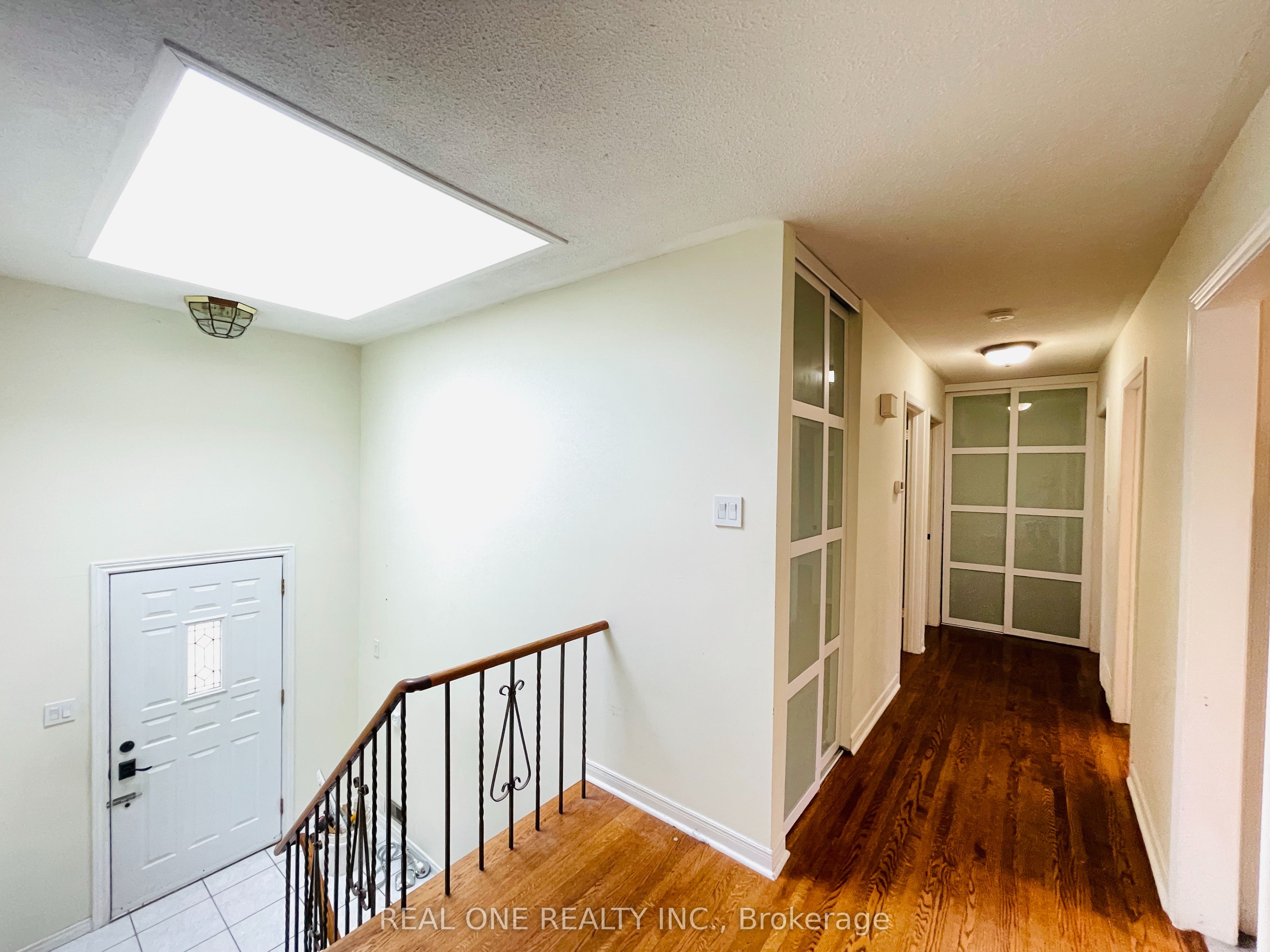 2249 Wyandotte Drive