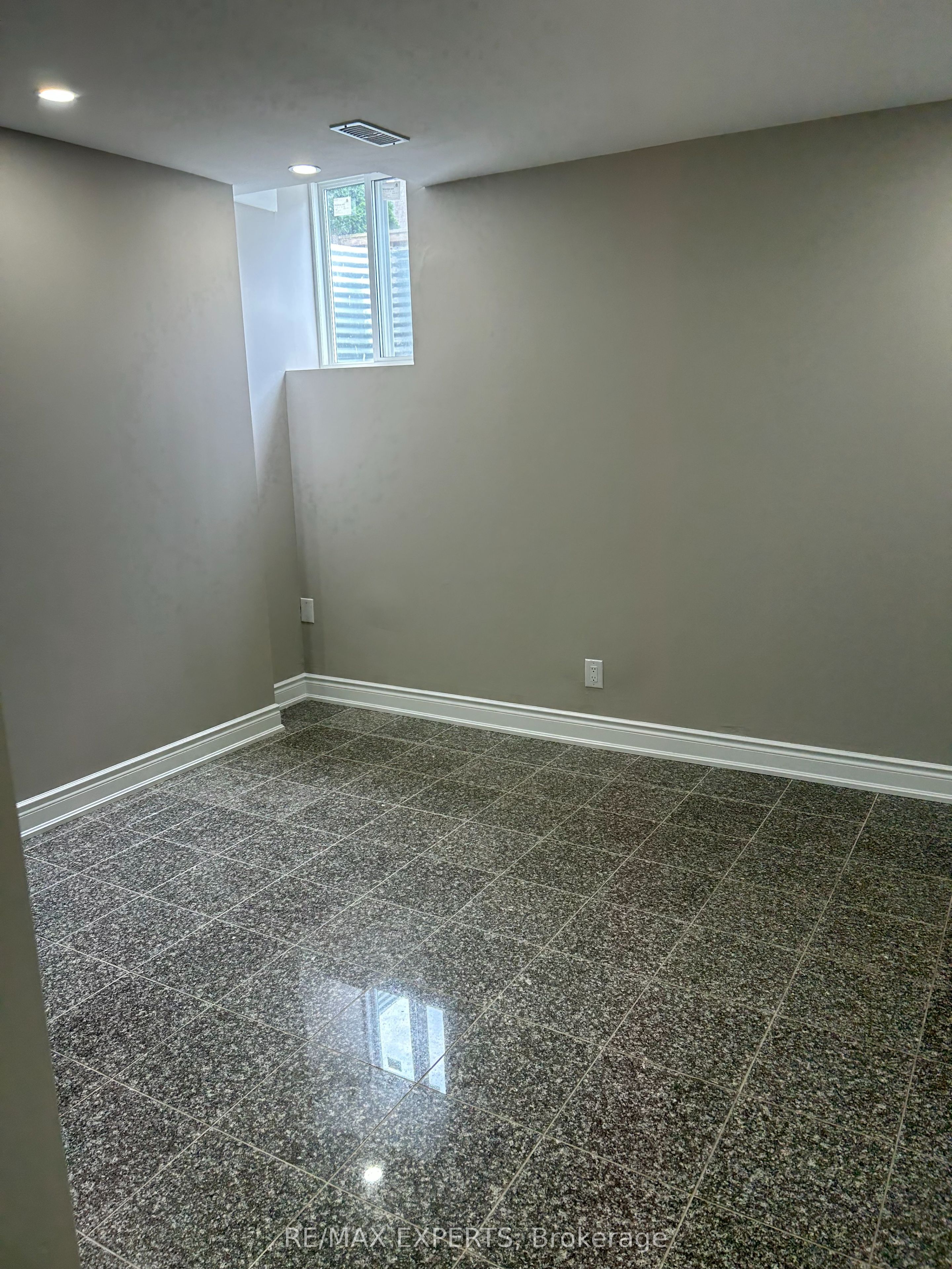 30 Black Bear Trail Bsmt