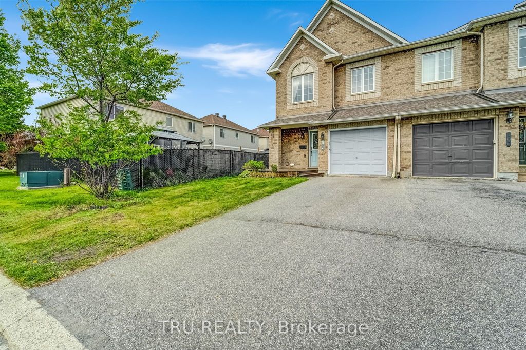 Photo of 102 Southpointe Avenue, Barrhaven, ON K2J 4T5 (MLS # X12504068)