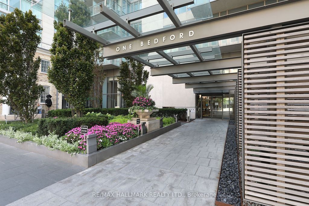 Photo of 1 Bedford Road #611, Toronto, ON M5R 2B5 (MLS # C12480175)