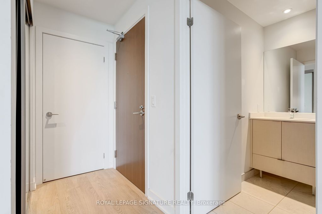 Photo of 1926 Lake Shore Boulevard W #2217, Toronto, ON M6S 1A1 (MLS # W12445028)