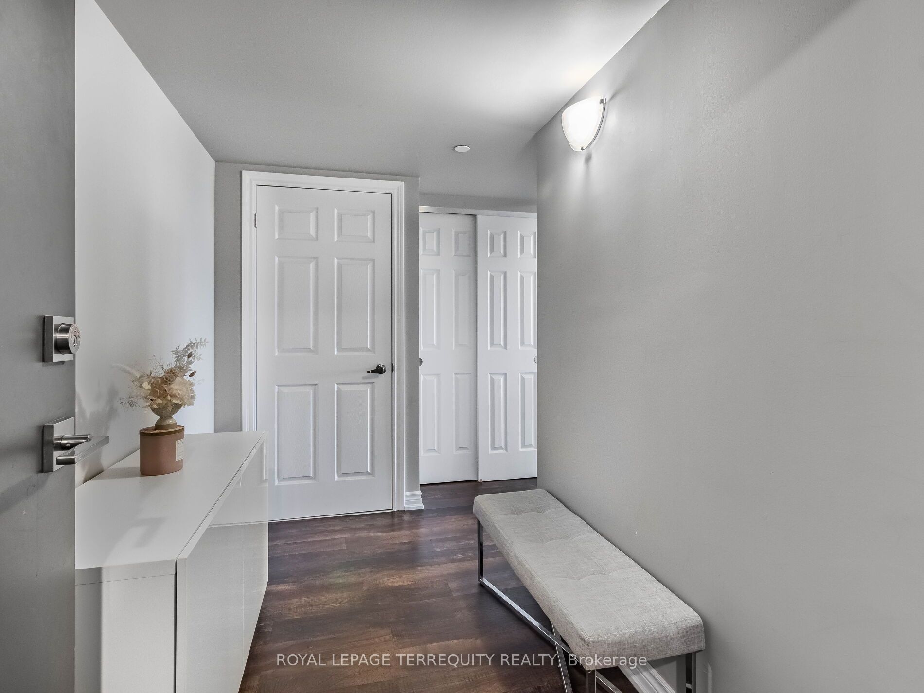 716 Main Street E 1008