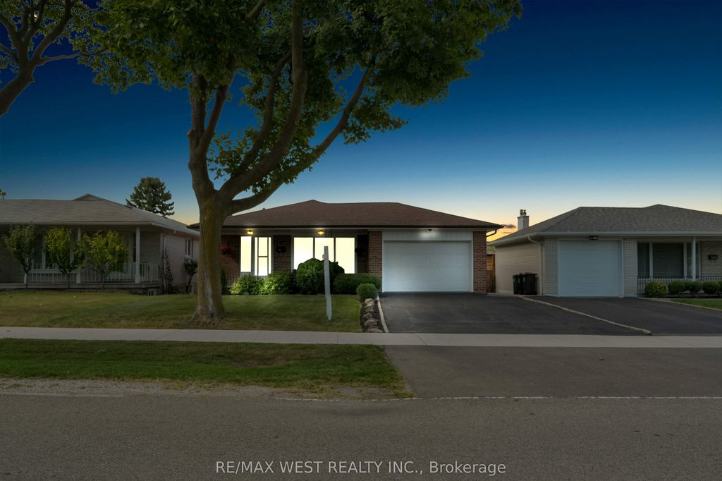 Photo of 304 La Rose Avenue, Toronto, ON M9P 1B9 (MLS # W12385051)