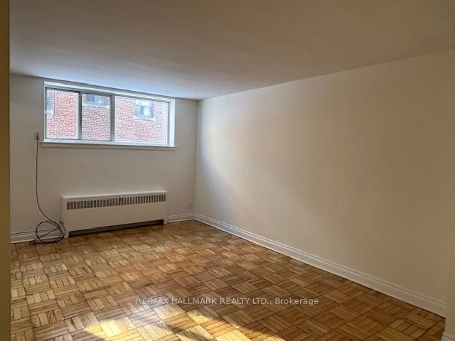 15 Anglesey Boulevard B-316