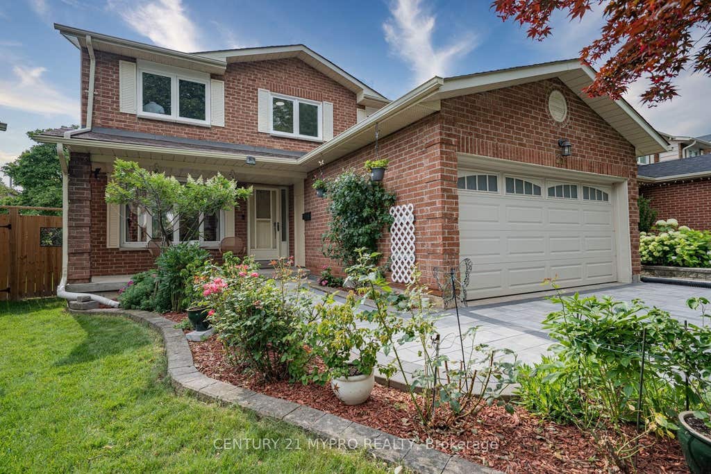 Photo of 35 Wheeling Drive, Toronto, ON M1C 3X2 (MLS # E13652668)