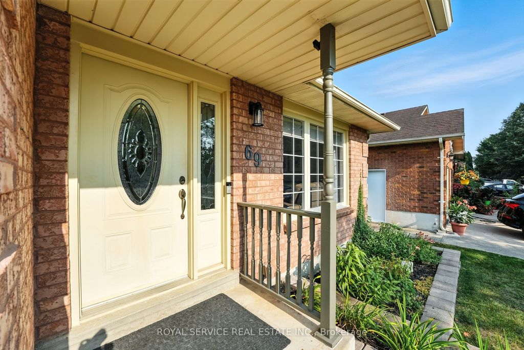 Photo of 69 Firwood Avenue, Clarington, ON L1E 2B2 (MLS # E12948910)