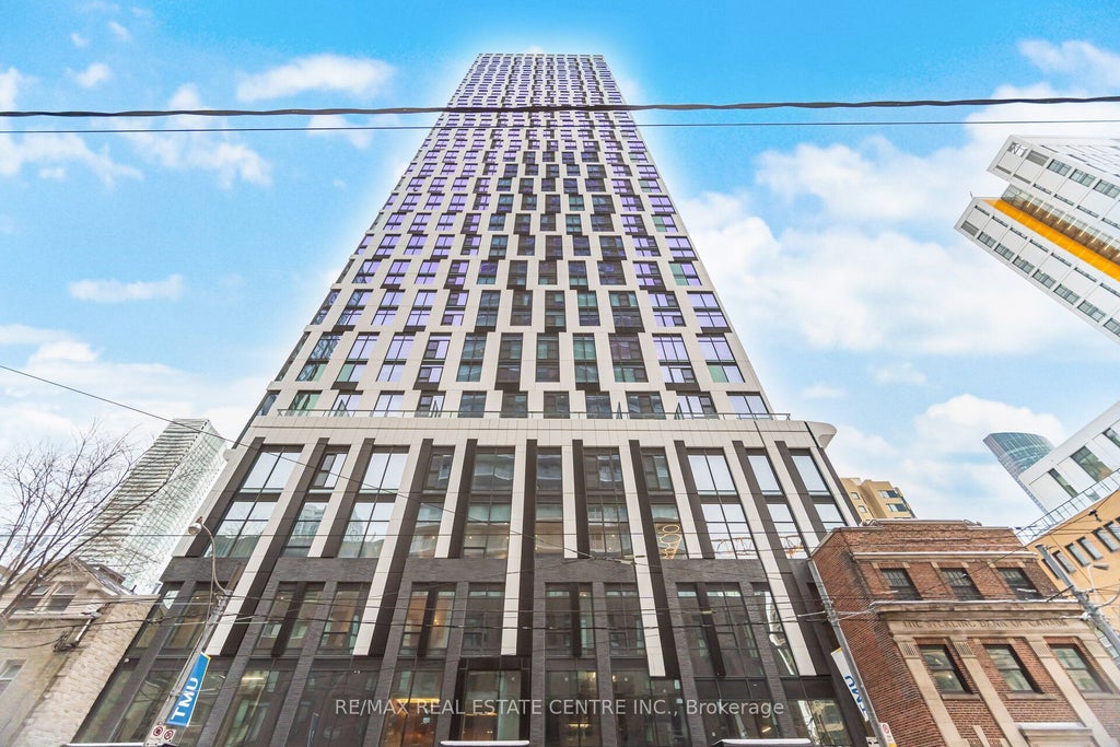 Photo of 252 Church Street #2715, Toronto, ON M5B 0E6 (MLS # C13825934)