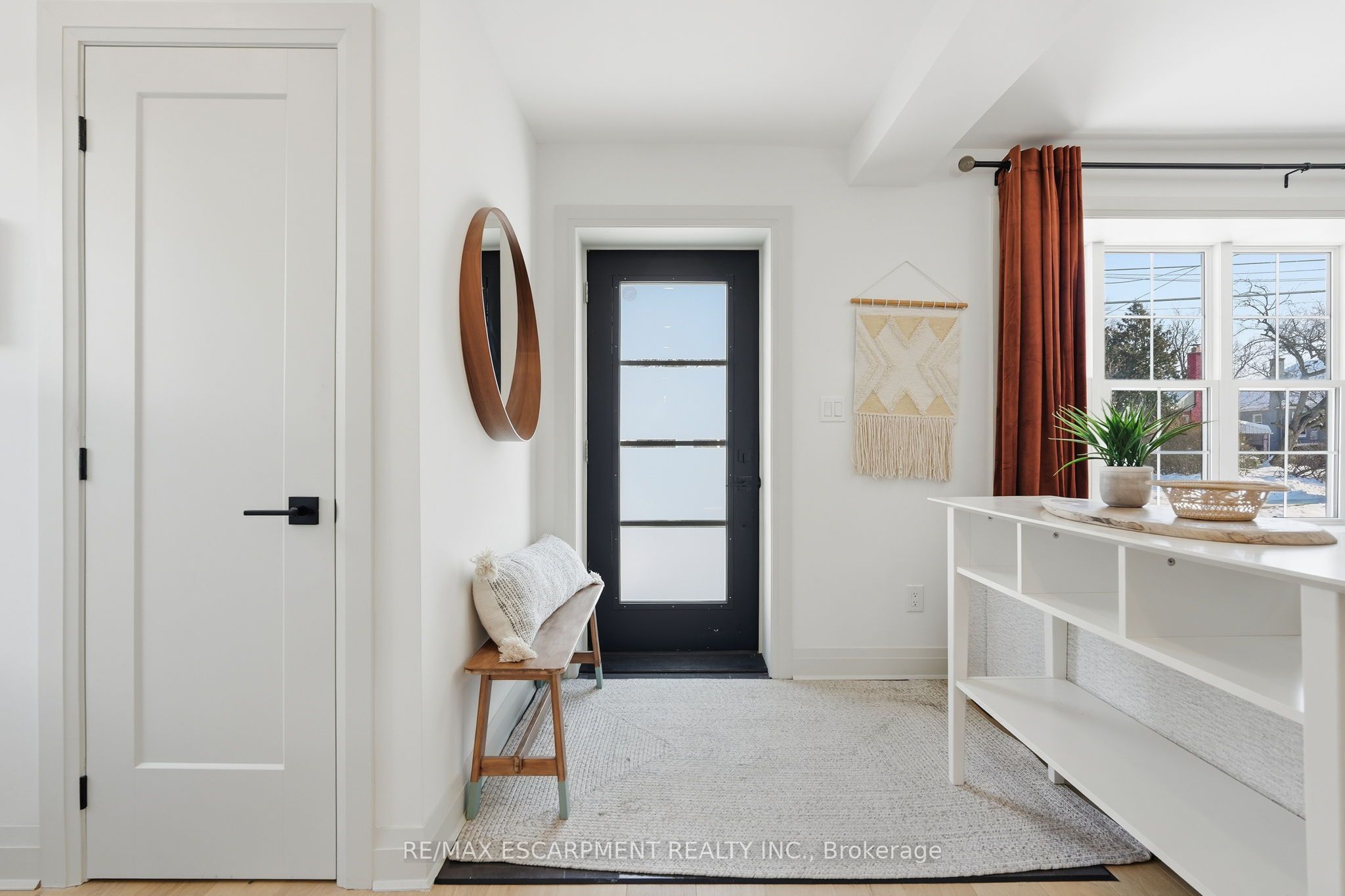 286 East 18th Street