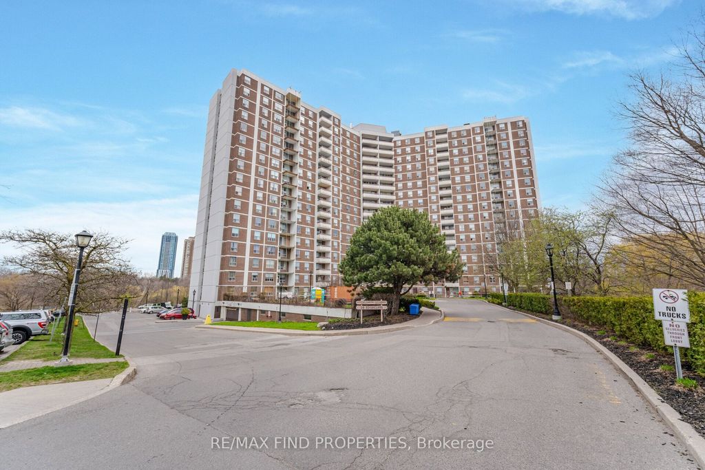 Photo of 20 Edgecliffe Golfway #403, Toronto, ON M3C 3A4 (MLS # C12604318)