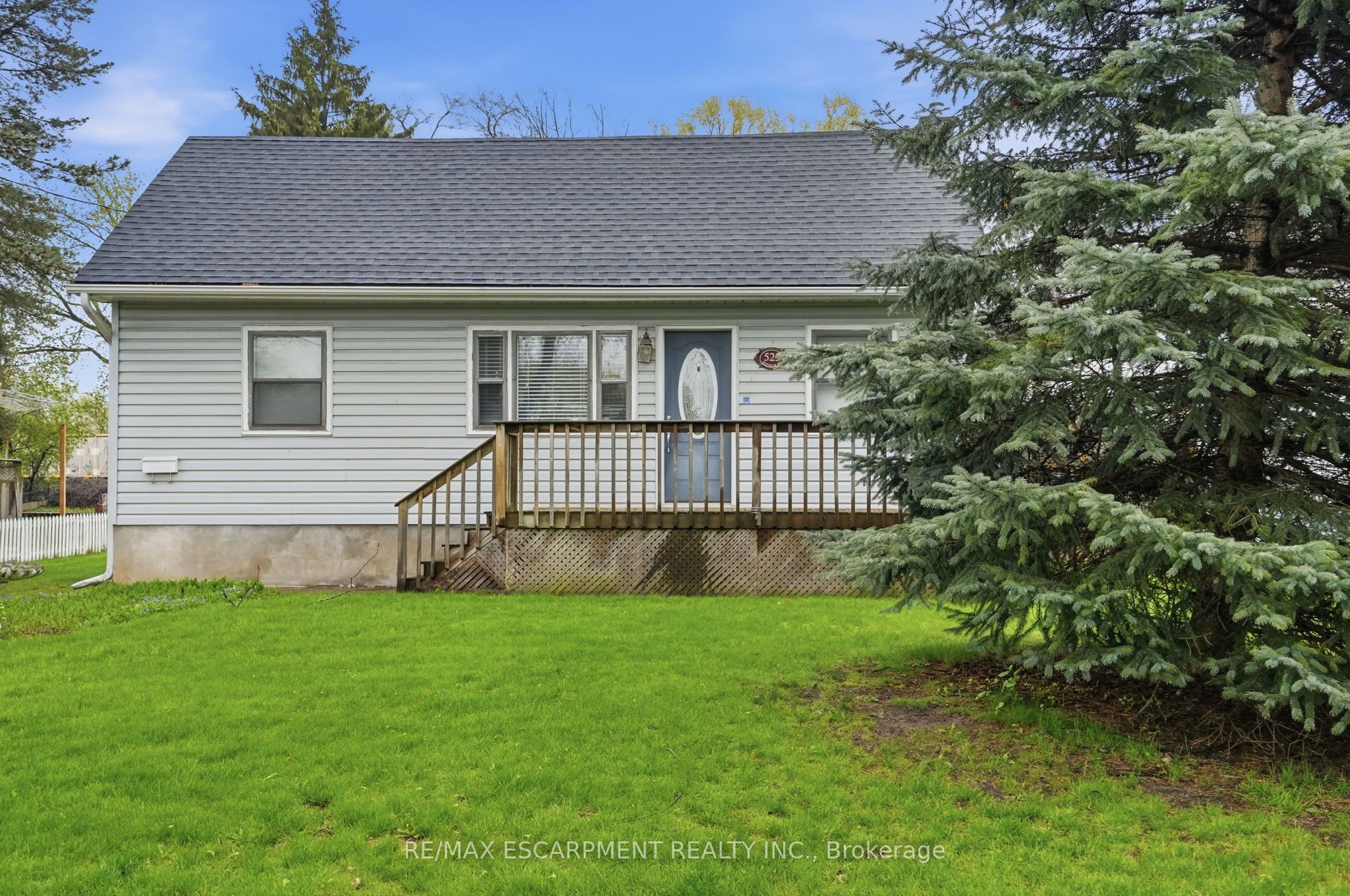 523 ENFIELD Road