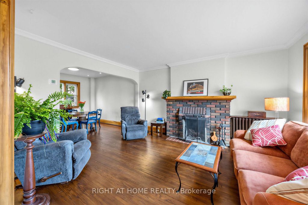 Photo of 26 Maryland Boulevard, Toronto, ON M4C 5C9 (MLS # E13120628)