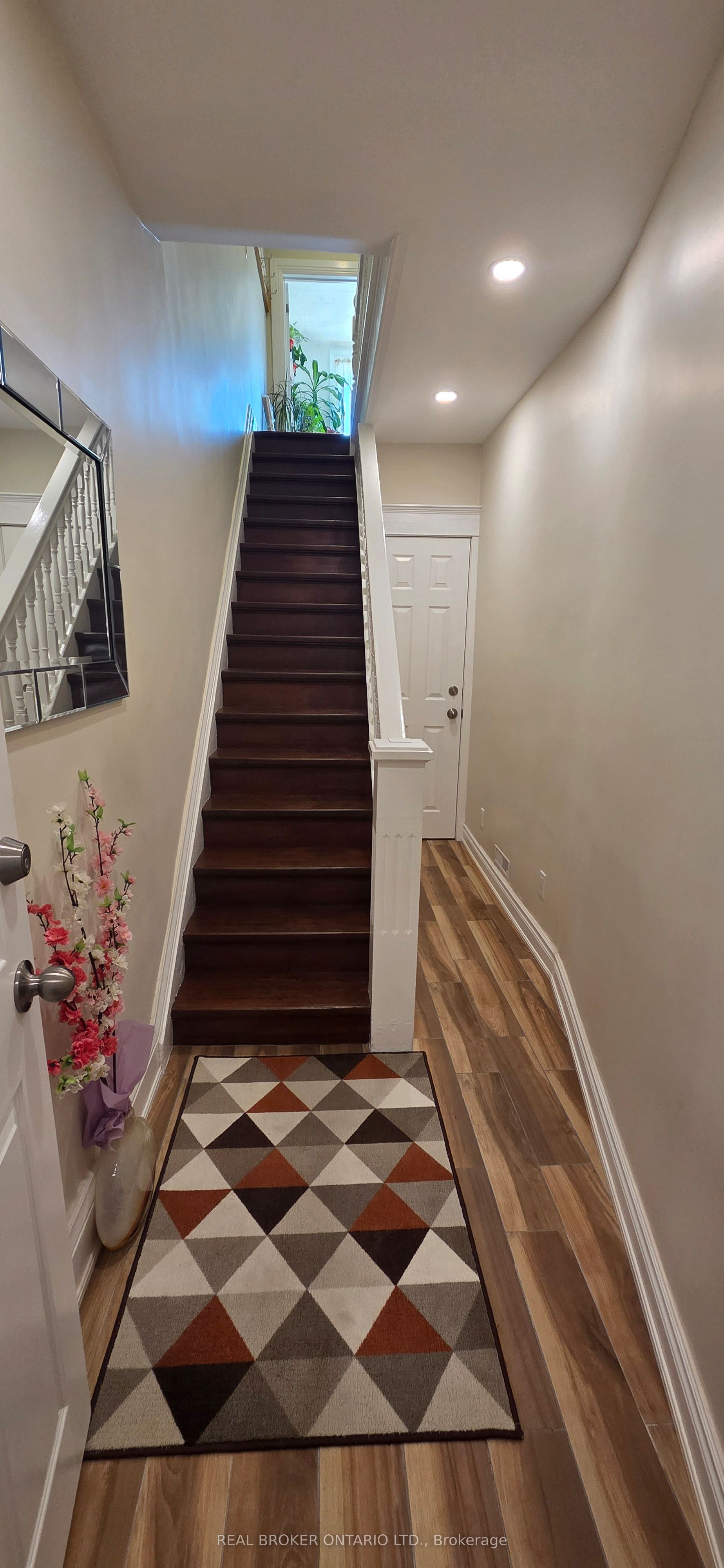 17 Howard Park Avenue