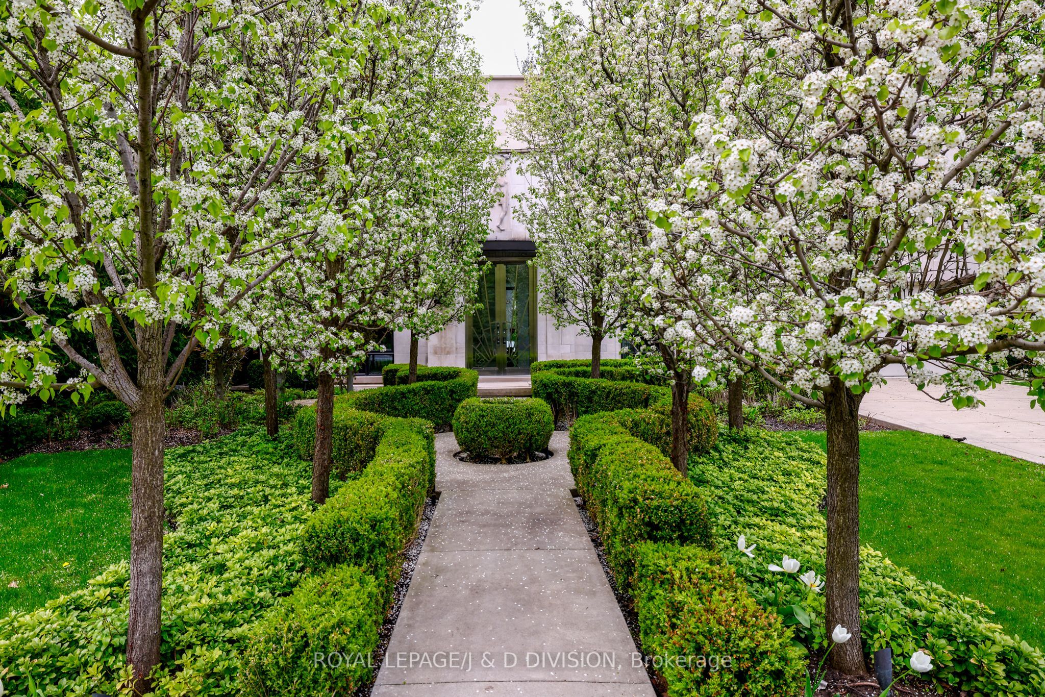 20 Forest Glen Crescent