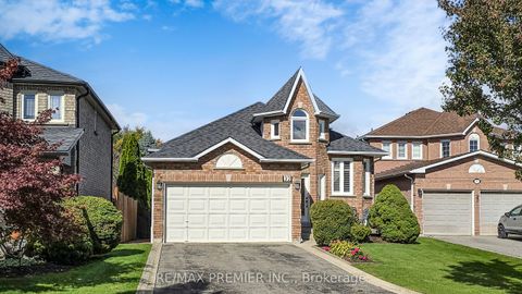 Photo of 32 Veneto Drive, Vaughan, ON L4L 8X4 (MLS # N12498102)