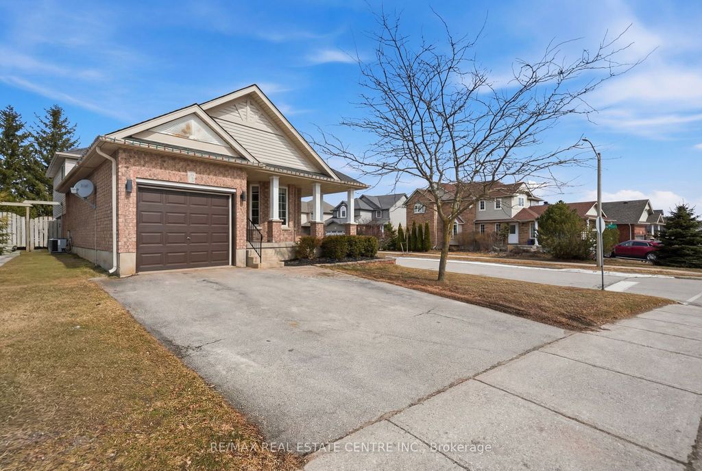 Photo of 321 Montgomery Boulevard, Orangeville, ON L9W 5G7 (MLS # W13010442)