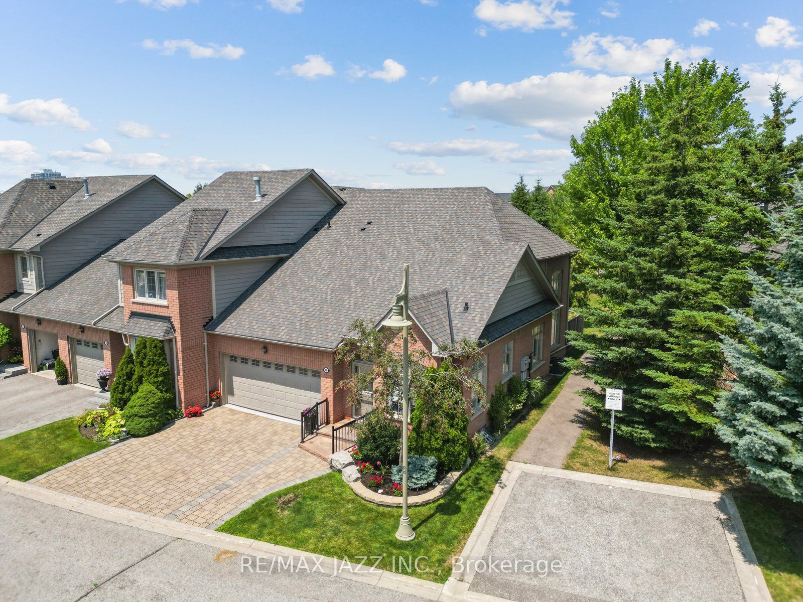 10 Belle Terre Way