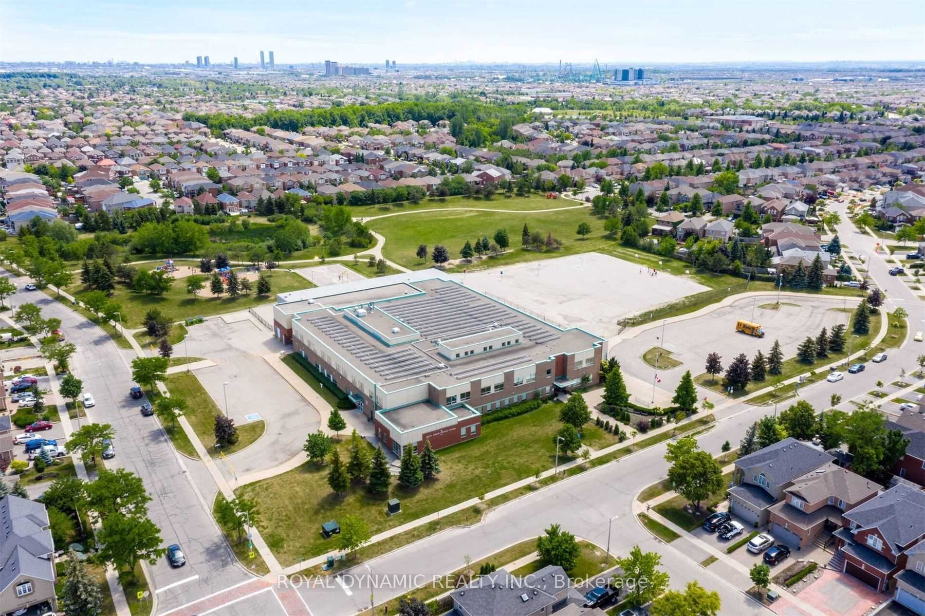 22 Giancola Crescent