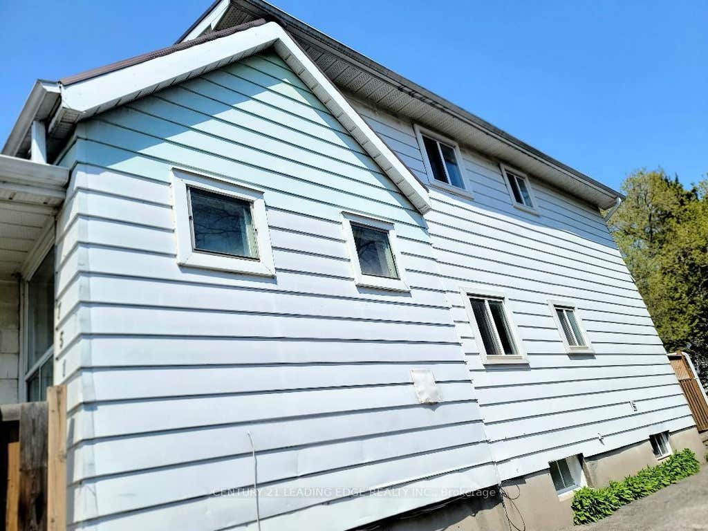 Photo of 751 Gifford Street, Oshawa, ON L1H 4W1 (MLS # E13653352)