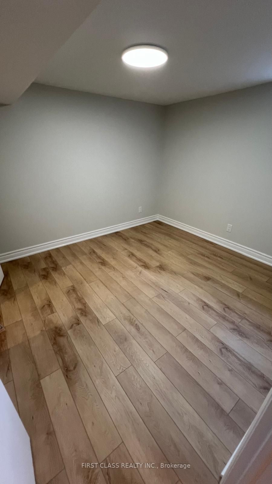 989 McBride Avenue BASEMENT