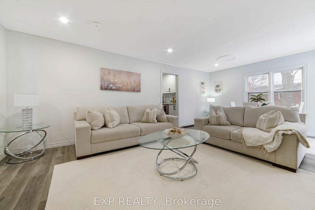 Photo of 206 Vancouver Street, London East, ON N5W 4R7 (MLS # X12704914)