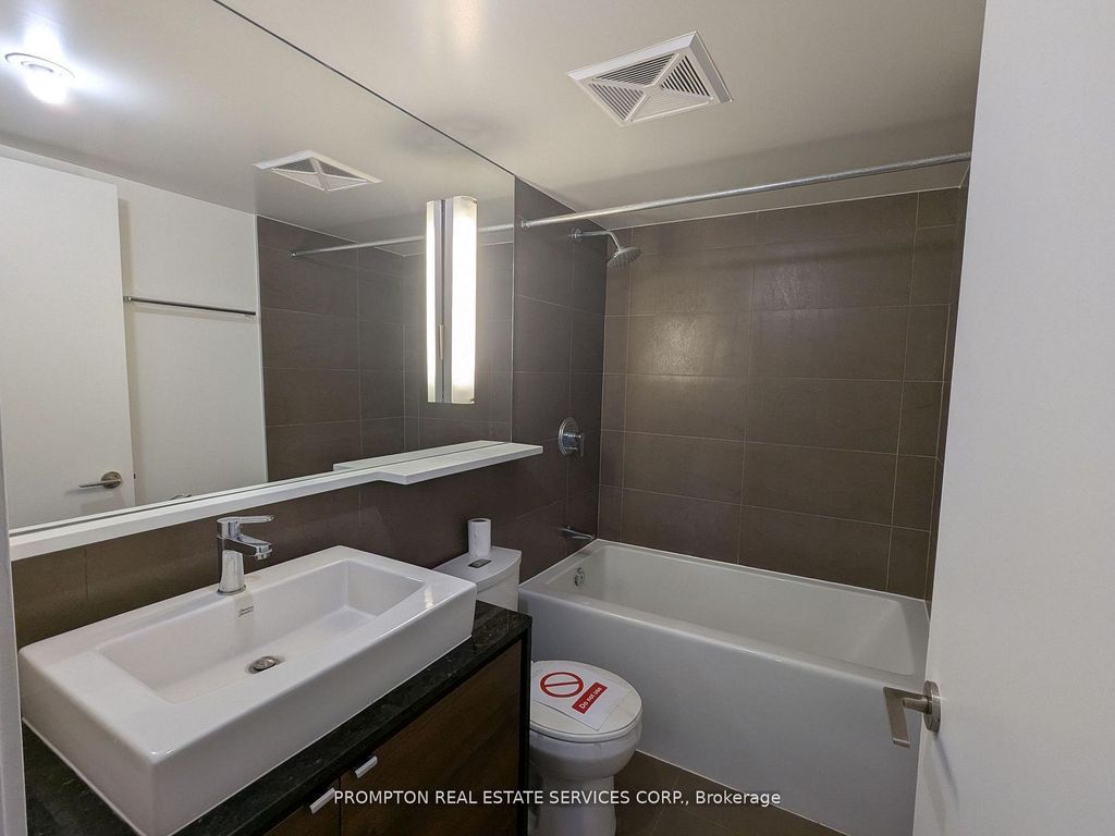 Photo of 121 Mcmahon Drive #712, Toronto, ON M2K 0C1 (MLS # C12726642)