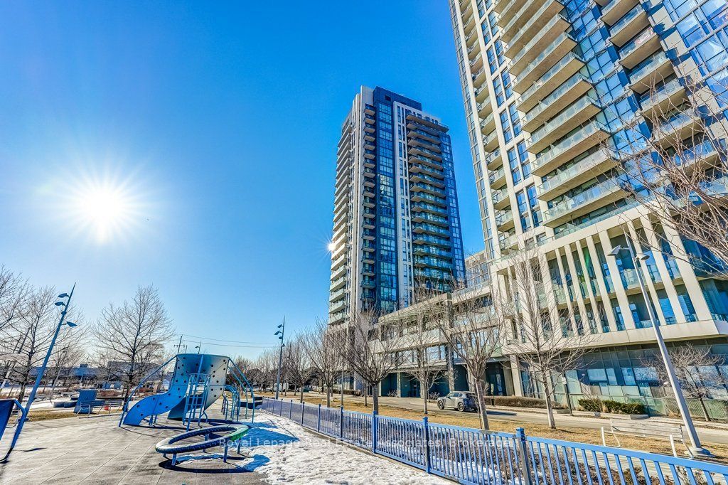 Photo of 15 Zorra Street #209, Toronto, ON M8Z 4Z6 (MLS # W13034538)