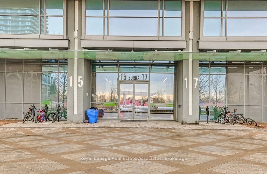 Photo of 15 Zorra Street #209, Toronto, ON M8Z 4Z6 (MLS # W13034538)