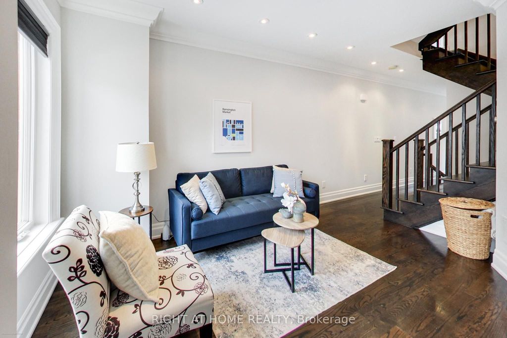 Photo of 68A Oxford Street, Toronto, ON M5T 1P1 (MLS # C12685608)