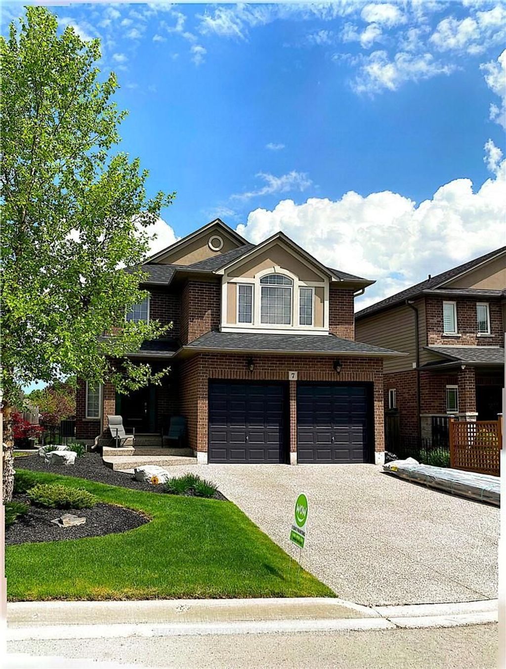 Photo of 7 Peggy Way, Hamilton, ON L0R 1W0 (MLS # X12906312)