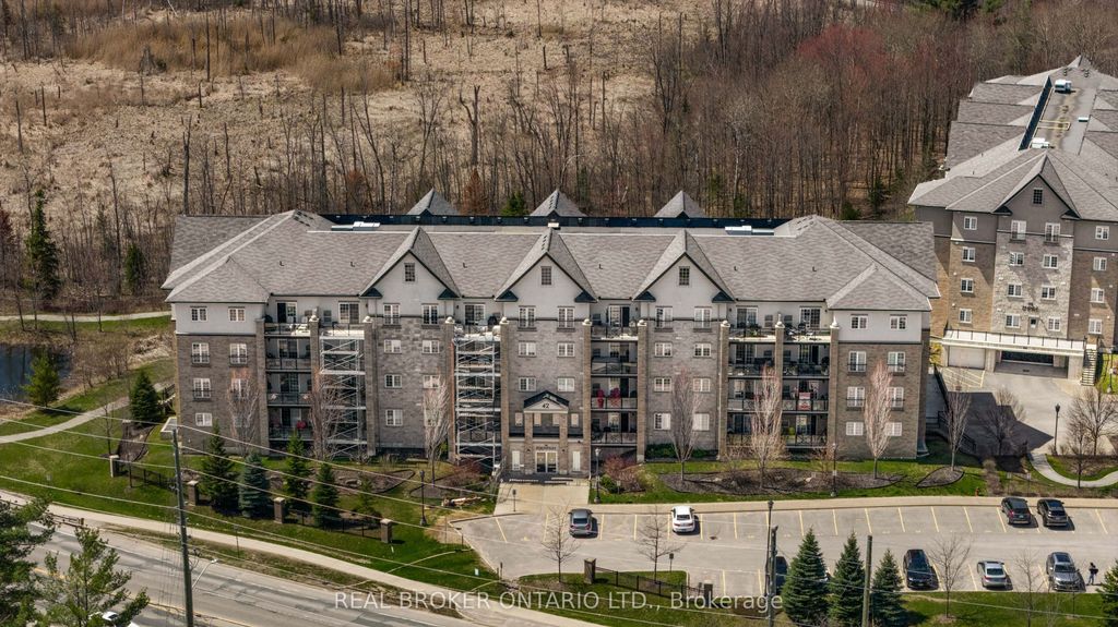 Photo of 42 Ferndale Drive S #108, Barrie, ON L4N 2M5 (MLS # S13063314)