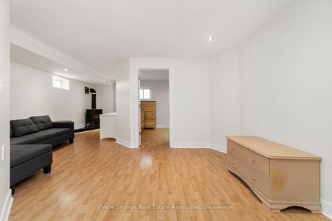 7170 Para Place Bsmt Mississauga ON L5W 1L5