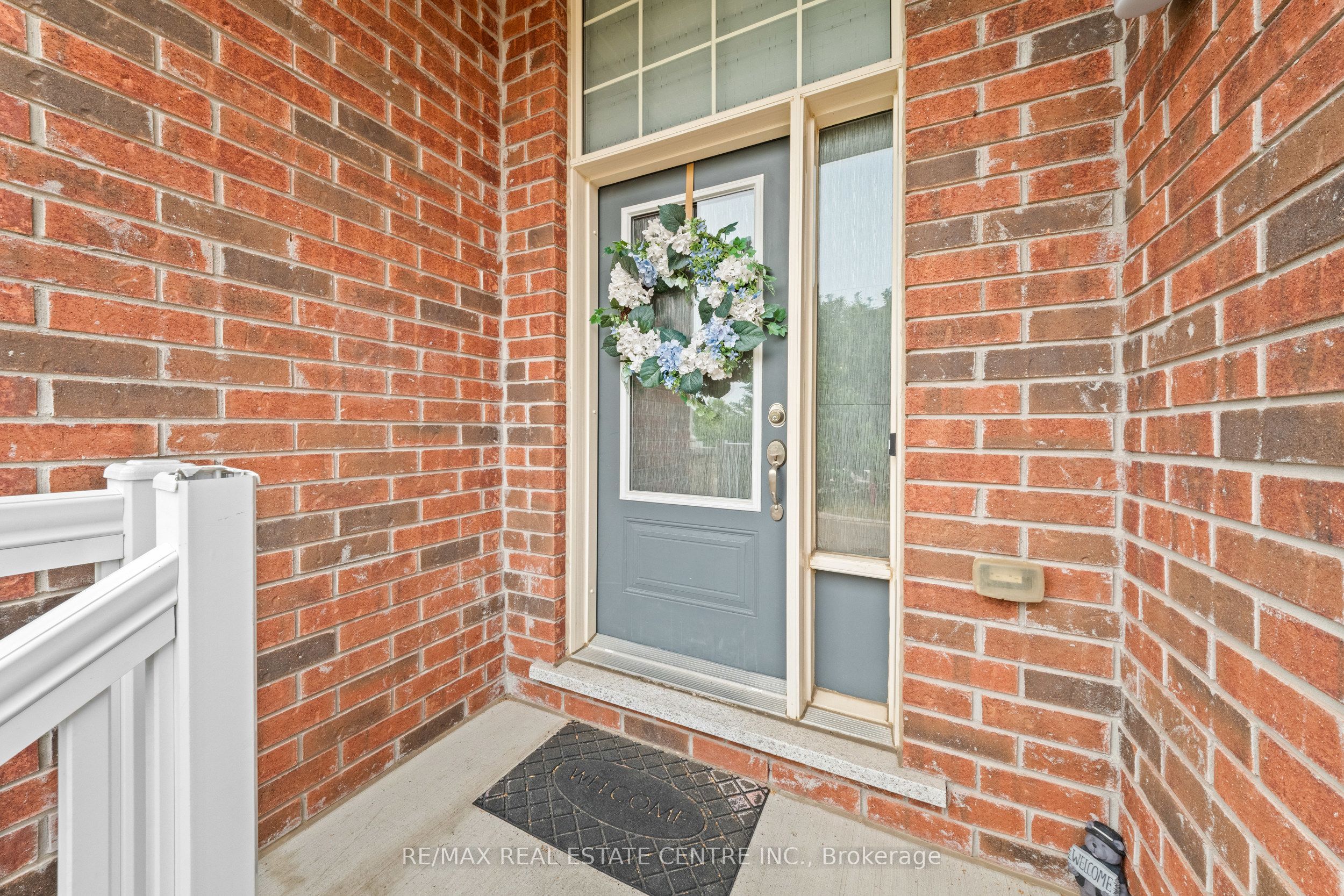 34 Aspen Hills Road