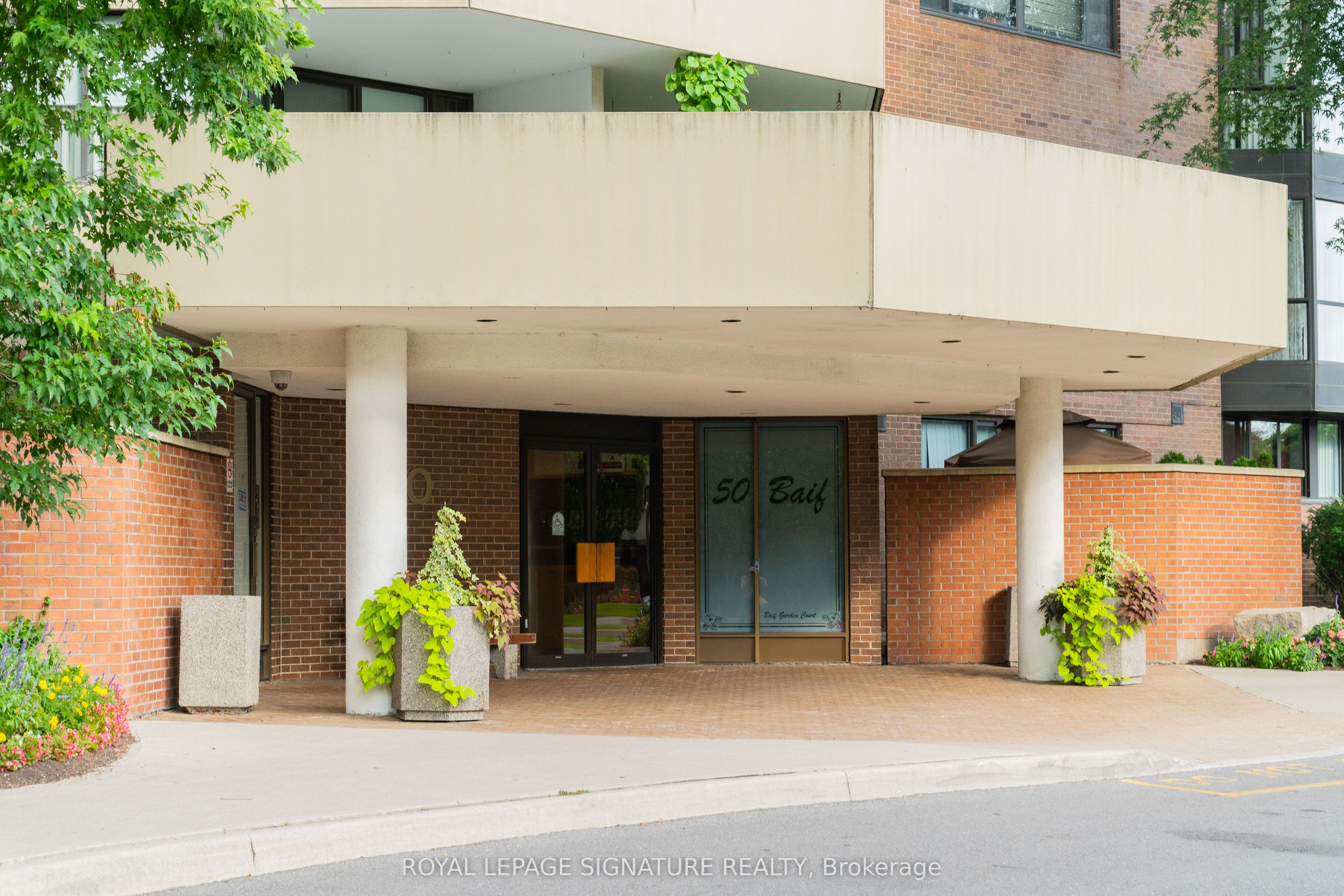 50 Baif Boulevard 409
