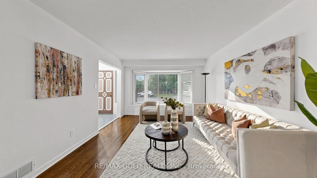 Photo of 146 Oakmeadow Boulevard, Toronto, ON M1E 4H3 (MLS # E13735012)