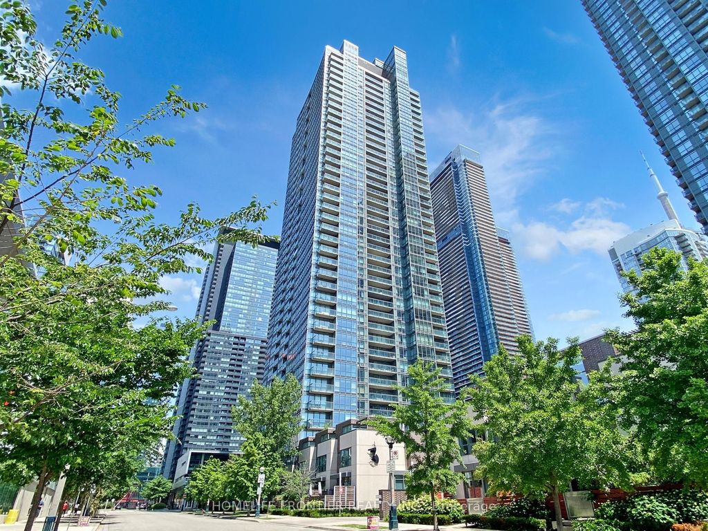 Photo of 15 Fort York Boulevard #1109, Toronto, ON M5V 3Y4 (MLS # C12350687)