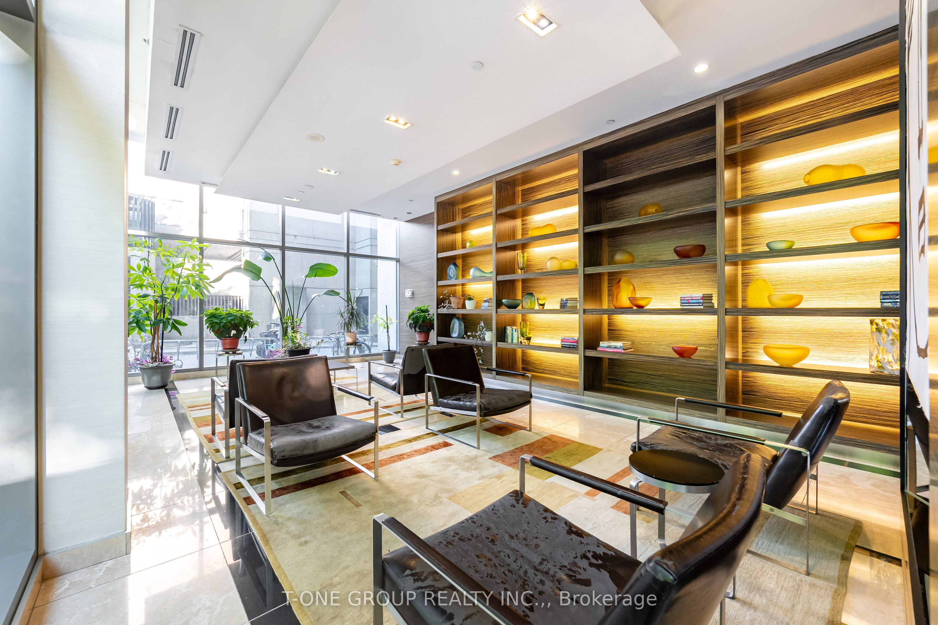 37 Grosvenor Street 702