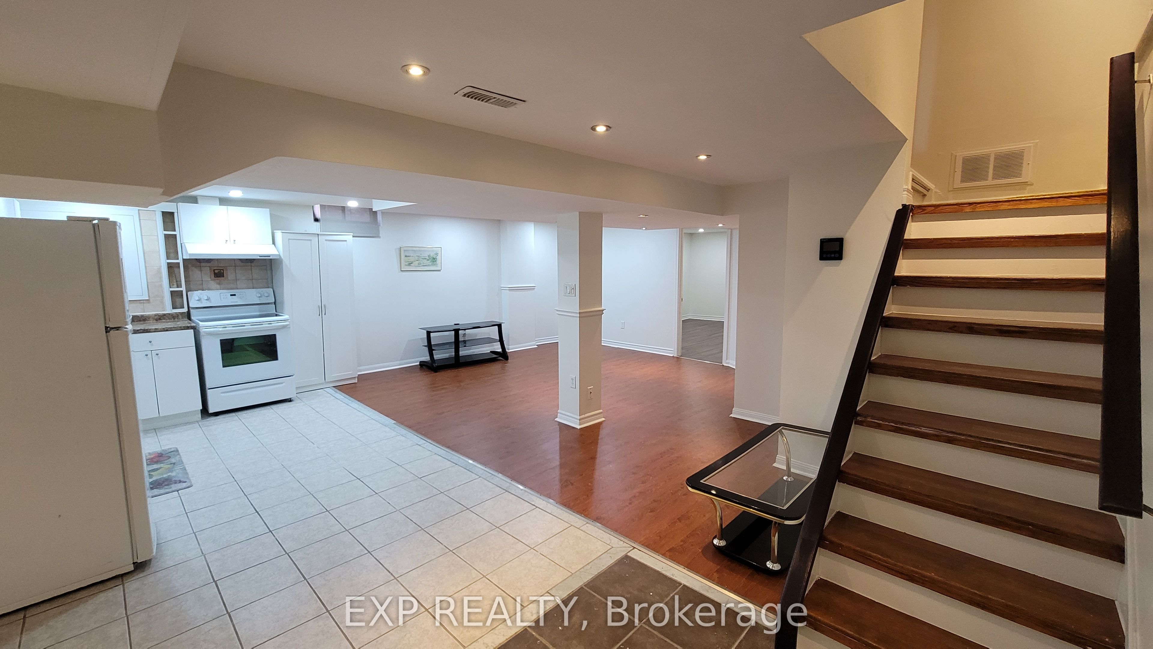 3298 Cambourne Crescent Bsmt