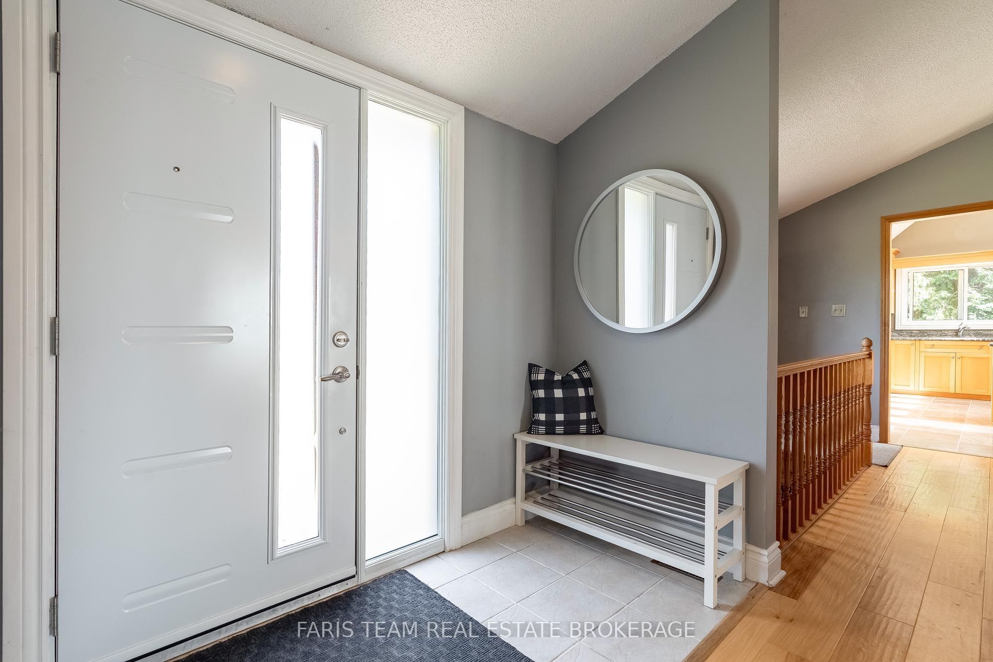 3299 Shoreview Drive