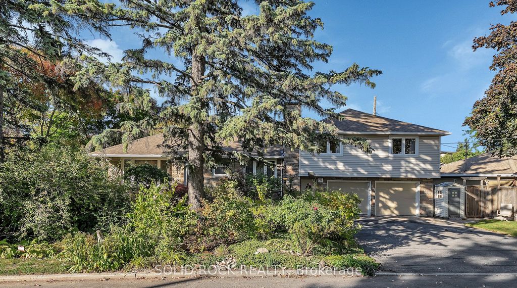 Photo of 471 Tillbury Avenue, Carlingwood - Westboro and Area, ON K2A 0Y6 (MLS # X12450817)