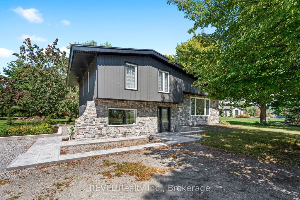 Photo of 1546 Nigh Road, Fort Erie, ON L2A 5M4 (MLS # X12768084)