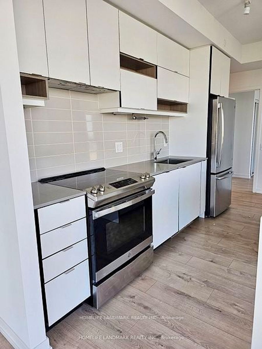 Photo of 4065 Confederation Parkway #1808, Mississauga, ON L5B 0L4 (MLS # W12872844)