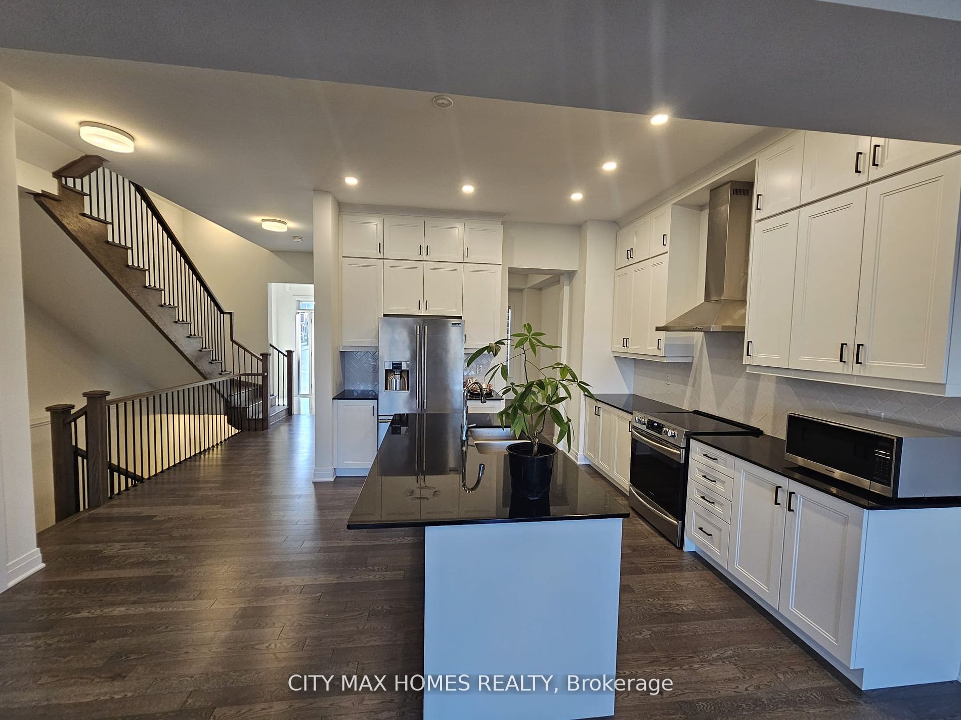 3240 Mariner Passage N/A