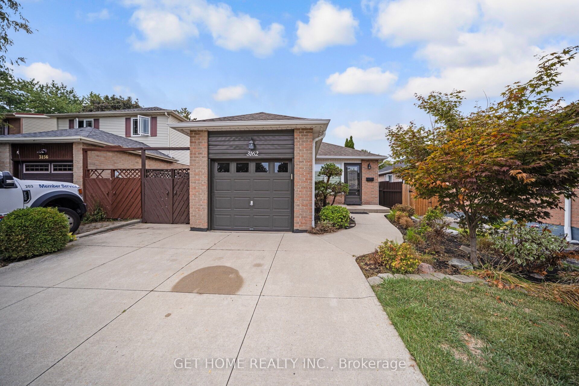 3162 Cantelon Crescent