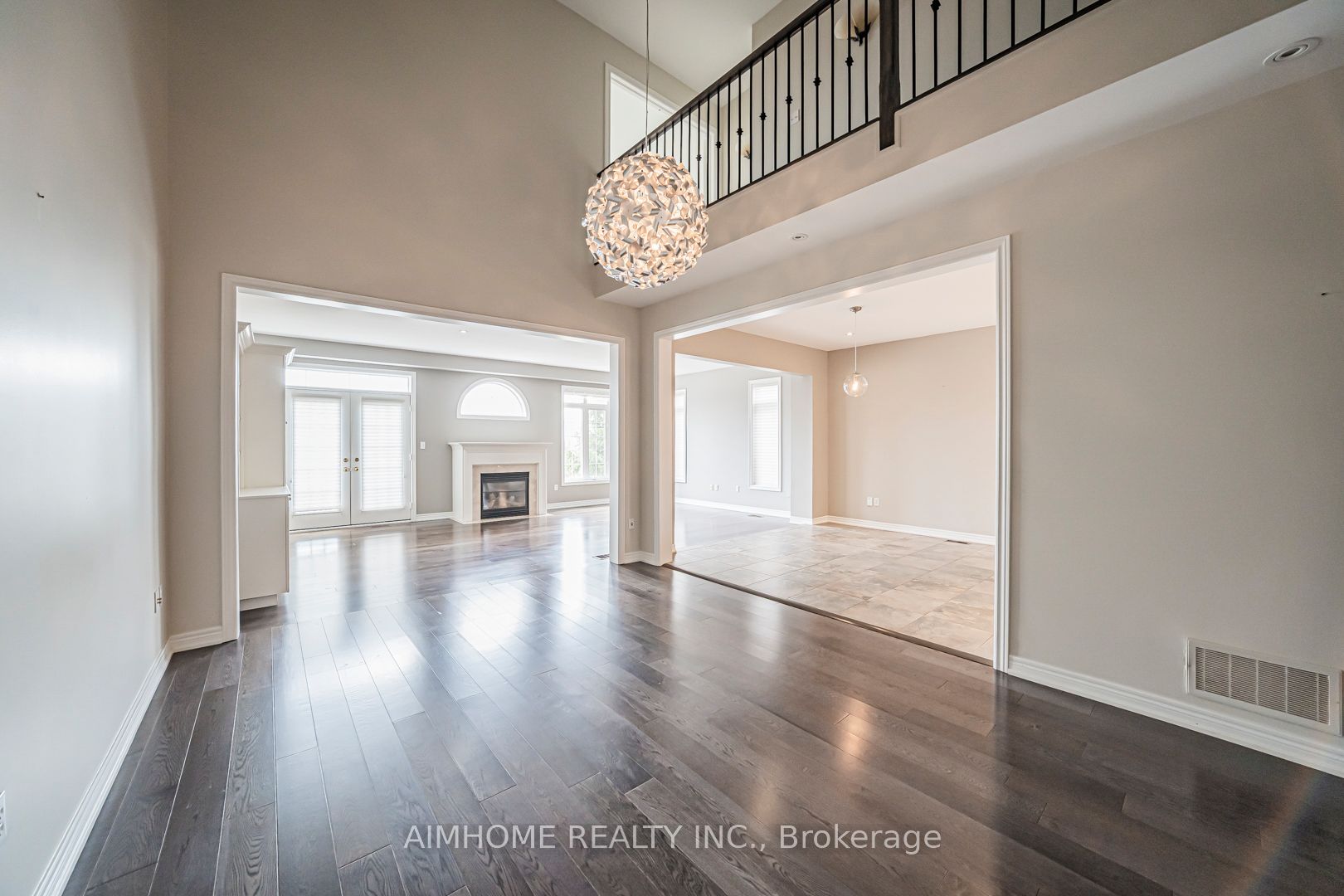 1132 Woodington Lane