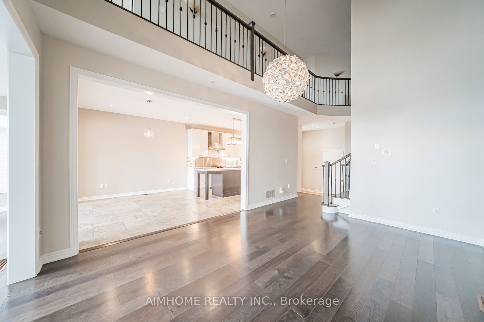 1132 Woodington Lane