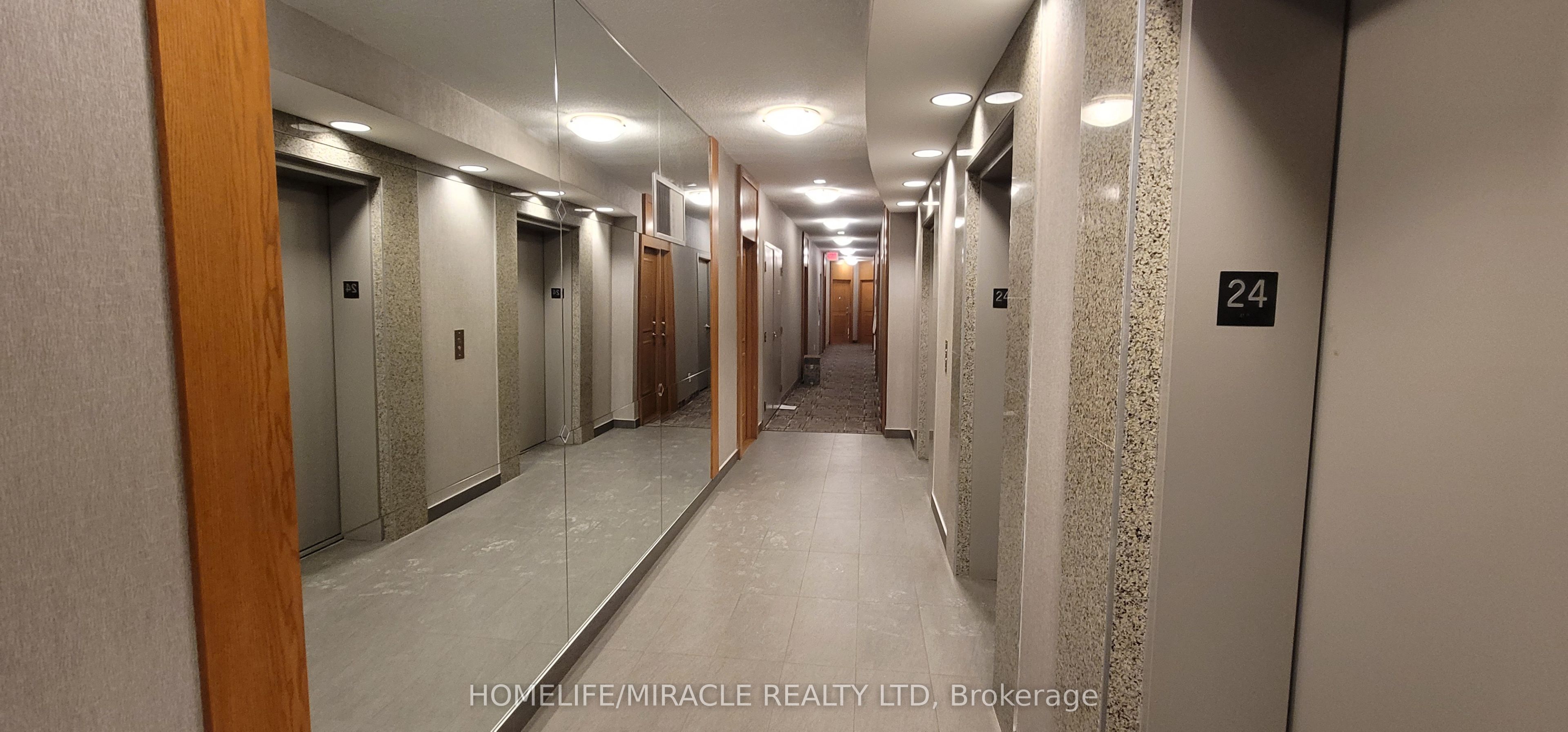 219 Fort York Boulevard 2412